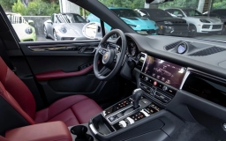 Porsche Macan T AWD 2026
