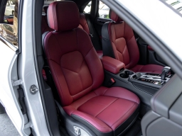 Porsche Macan T AWD 2026