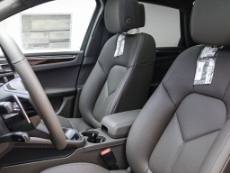 Porsche Macan T AWD 2026