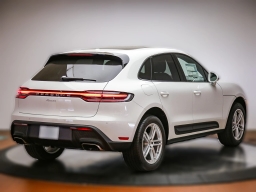 Porsche Macan T AWD 2026