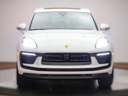 Porsche Macan T AWD 2026