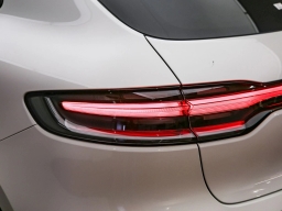 Porsche Macan T AWD 2026