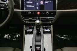 Porsche Macan T AWD 2026
