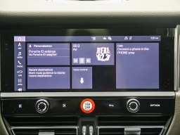 Porsche Macan T AWD 2026