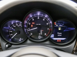 Porsche Macan T AWD 2026