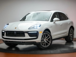 Porsche Macan Base AWD 2026