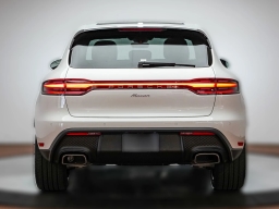 Porsche Macan Base AWD 2026
