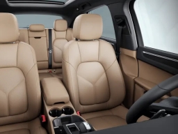 Porsche Macan Base AWD 2026