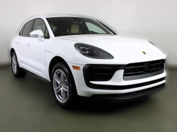 Porsche Macan Base AWD 2026
