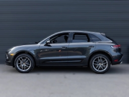 Porsche Macan Base AWD 2026
