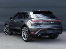 Porsche Macan Base AWD 2026