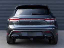 Porsche Macan Base AWD 2026