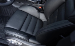 Porsche Macan Base AWD 2026