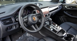 Porsche Macan T AWD 2026