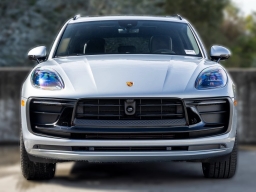 Porsche Macan T AWD 2026