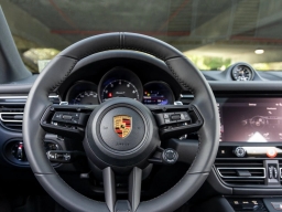 Porsche Macan T AWD 2026