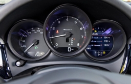 Porsche Macan T AWD 2026