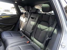 Porsche Macan T AWD 2026