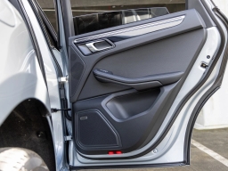 Porsche Macan T AWD 2026