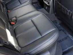 Porsche Macan T AWD 2026