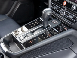 Porsche Macan T AWD 2026
