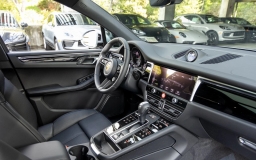 Porsche Macan T AWD 2026