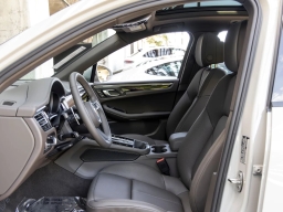 Porsche Macan T AWD 2026