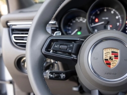 Porsche Macan T AWD 2026