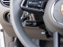 Porsche Macan T AWD 2026
