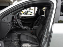 Porsche Macan T AWD 2026