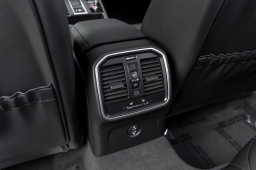 Porsche Macan T AWD 2026