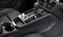 Porsche Macan T AWD 2026