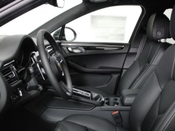 Porsche Macan T AWD 2026