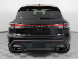 Porsche Macan T AWD 2026