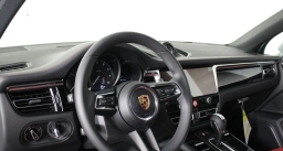 Porsche Macan T AWD 2026