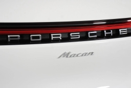 Porsche Macan T AWD 2026
