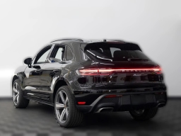 Porsche Macan Base AWD 2026