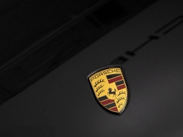 Porsche Macan Base AWD 2026