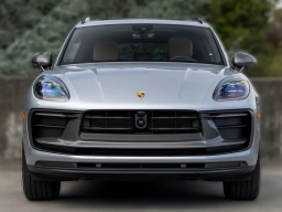 Porsche Macan T AWD 2026