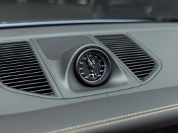 Porsche Macan T AWD 2026