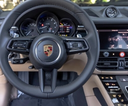 Porsche Macan T AWD 2026