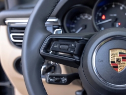 Porsche Macan T AWD 2026