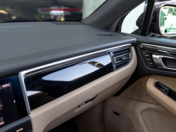 Porsche Macan T AWD 2026