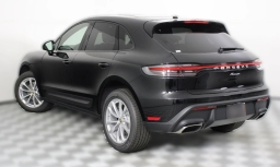 Porsche Macan T AWD 2026
