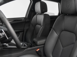 Porsche Macan Base AWD 2026