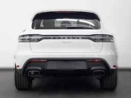 Porsche Macan Base AWD 2026