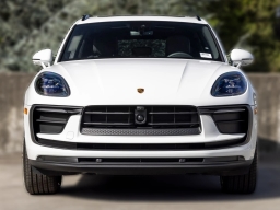 Porsche Macan T AWD 2026