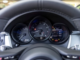 Porsche Macan T AWD 2026
