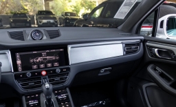 Porsche Macan T AWD 2026