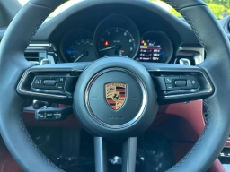 Porsche Macan T AWD 2026